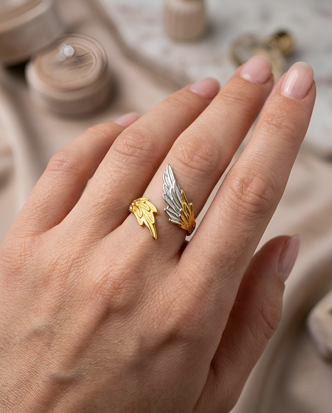 Каблучка срібна Angel Wings фото